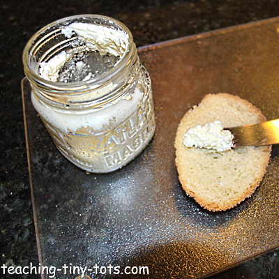 Making butter in the classroom, recipe and printable book.
