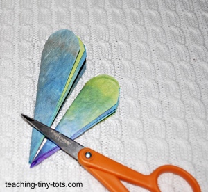 making coffee filter flowers