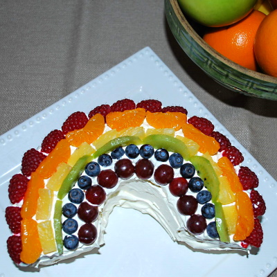 Make this super easy and delicious Fruit Rainbow Cake.