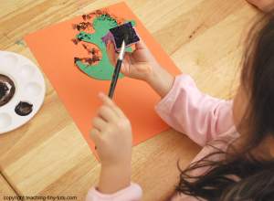 how to make a sponge painted ghost