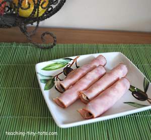 deli ham roll up snacks