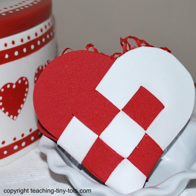 Make a Swedish Heart from foam.