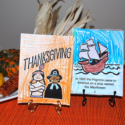 Make this free printable Thanksgiving book.