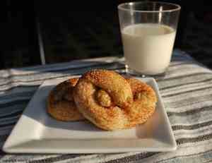 Homemade Cinnamon Pretzels