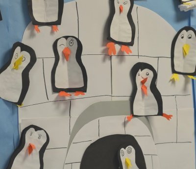Make a class picture with each child making a penguin to add their contribution.